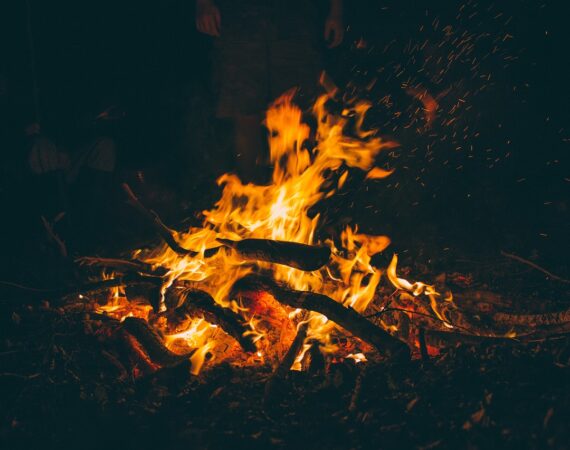 Hoguera en Fraga