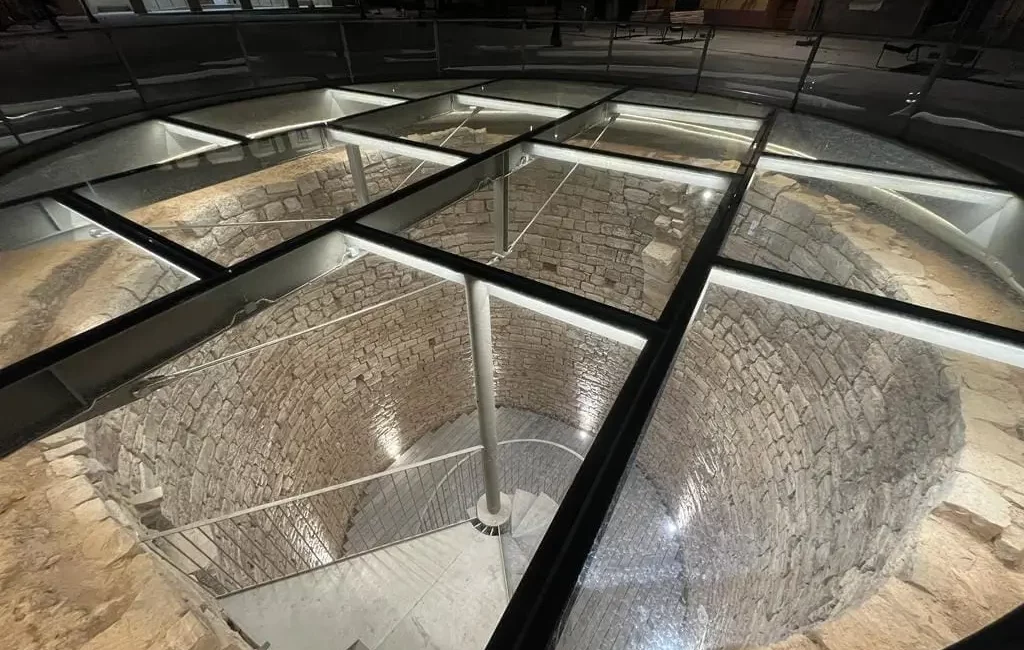 Últimas visitas de la temporada al Pozo de Hielo de Fraga