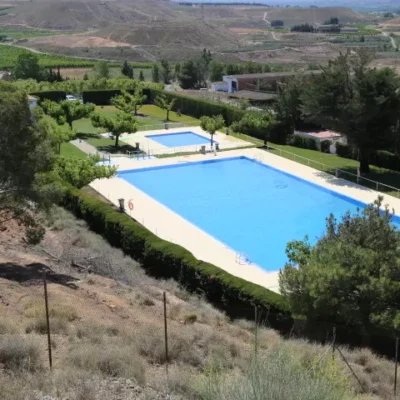 El Ayuntamiento de Zaidín licita la concesión del bar-restaurante de las piscinas municipales
