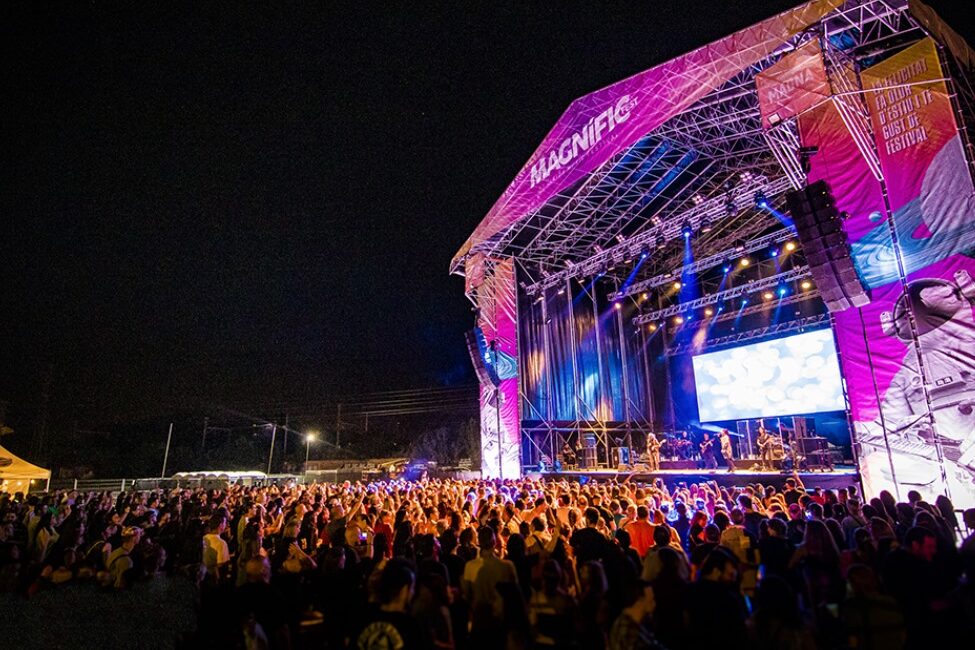 MON DJ, Claquera y ABBA The New Experience por solo por 1 € en Lleida gracias al Magnific Fest