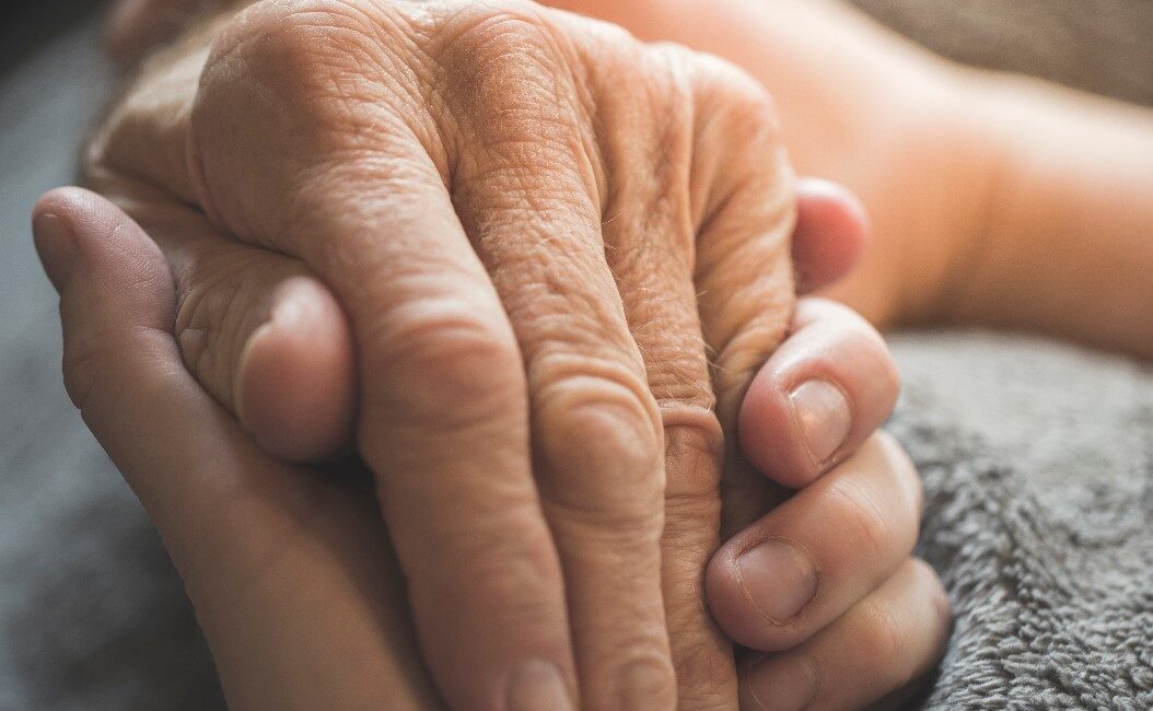 ECOPAL invita a dialogar sobre el final de la vida con la iniciativa «Hope Café» en Fraga