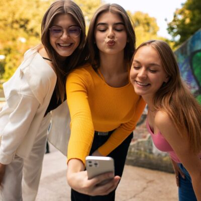 Fraga acogerá un curso para ayudar a las familias a afrontar los retos de la adolescencia