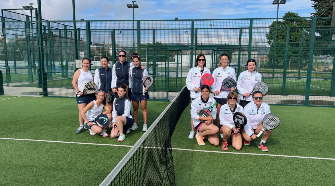 El equipo femenino del Club Pádel Fraga cede ante Open Tenis Club en una jornada igualada