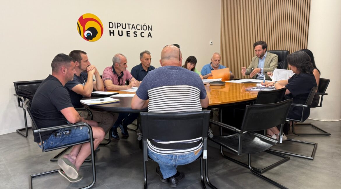 La DPH plantea mejoras laborales para los bomberos valoradas en más de 600.000 €