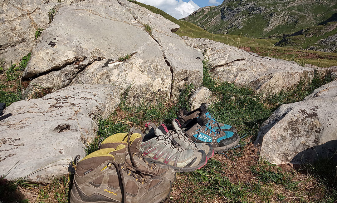 El Club de Montaña Bajo/Baix Cinca organiza una ruta de senderismo entre Muro de Bellós y el collado de Comallarruego