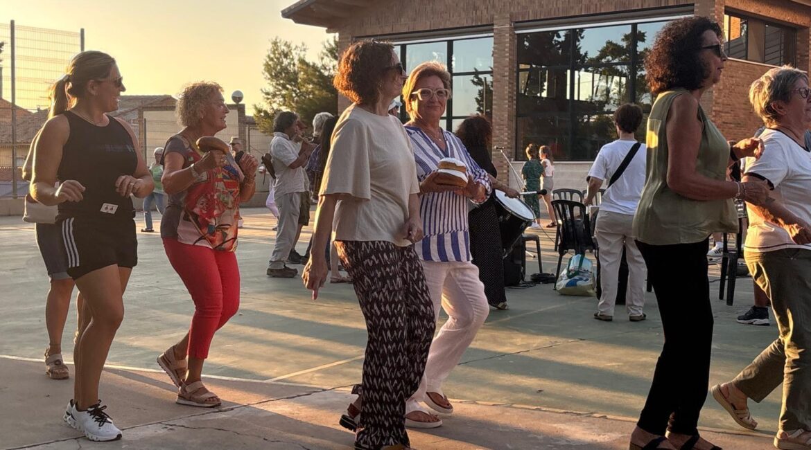 El recuperado ‘Ball de coques’, uno de los protagonistas de la Fiesta de Santa Ana
