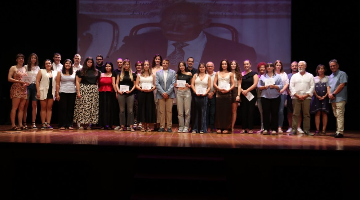 La Fundación Joaquín Torres entregó 29 becas a universitarios de Mequinenza por un importe que ronda los 25.000 euros