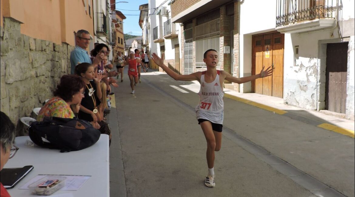 La Carrera Pedestre de Ballobar reúne a 25 atletas en su XXXIV edición