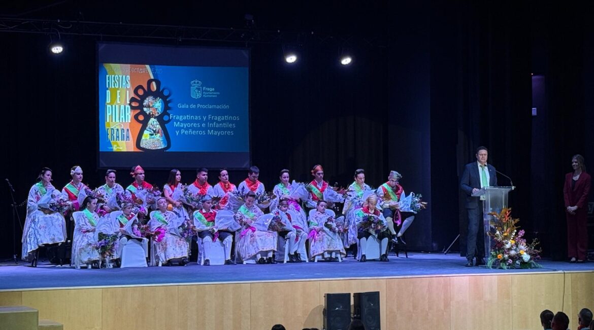 El pórtico festivo arranca en Fraga con gran participación de público