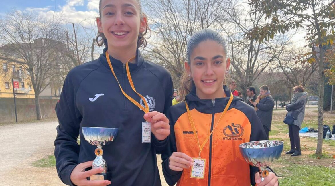 El Club Atletismo Fraga inicia la temporada con dos títulos provinciales en el Cross de Santa Bárbara