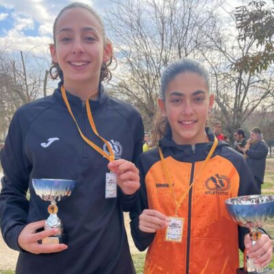El Club Atletismo Fraga inicia la temporada con dos títulos provinciales en el Cross de Santa Bárbara