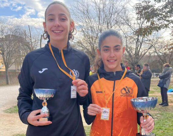 El Club Atletismo Fraga inicia la temporada con dos títulos provinciales en el Cross de Santa Bárbara