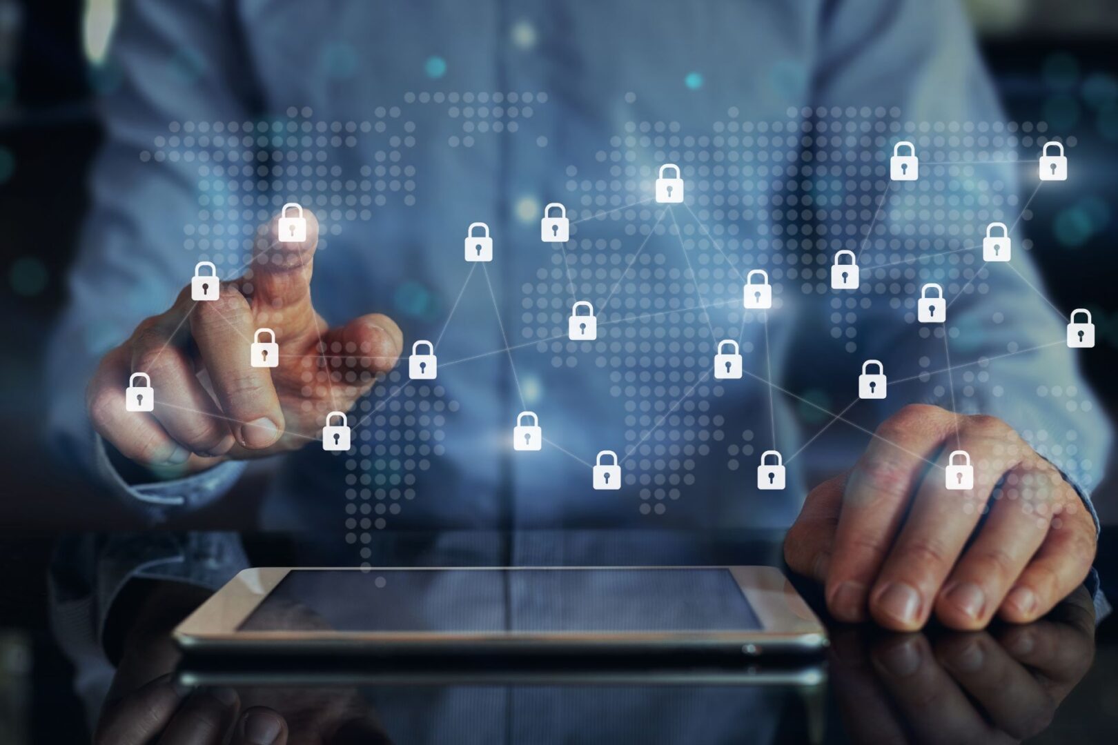 Información abogados de Monzón sobre uso de datos personales en Internet