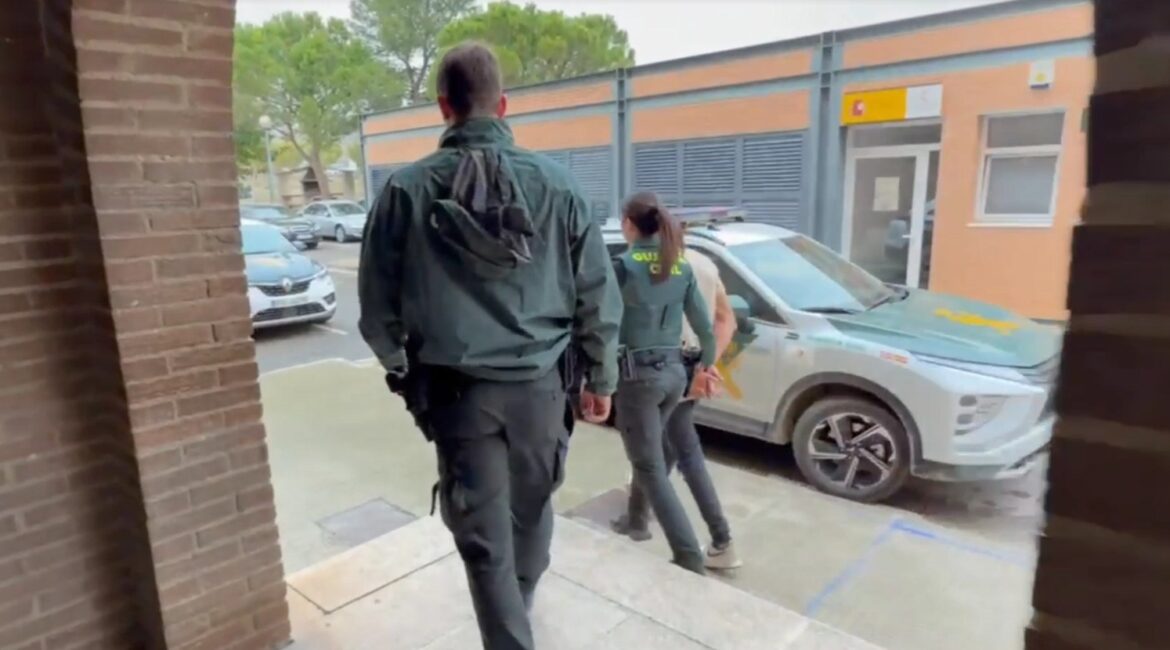 Detenido en Candasnos por sustraer un vehículo en Sevilla