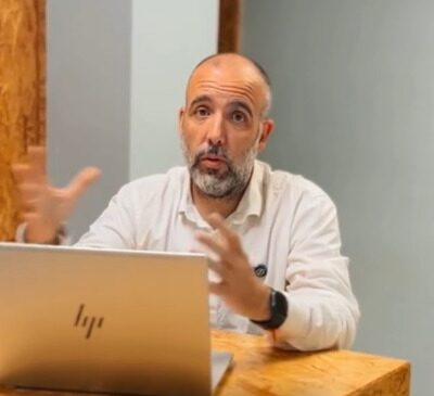 Descubre cómo se percibe tu empresa con solo 10 preguntas y en menos de 2 minutos