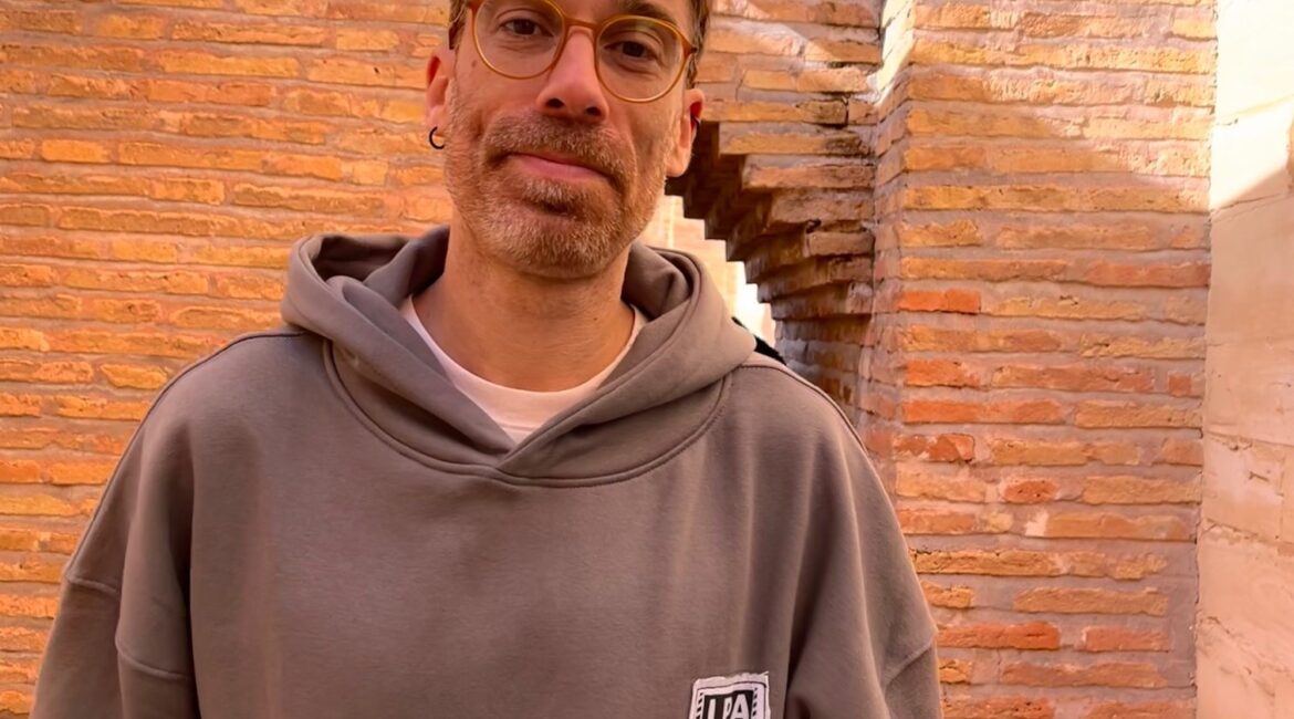 La opinión de Alfonso Callejero: “Vaya crack, Julio Iglesias”