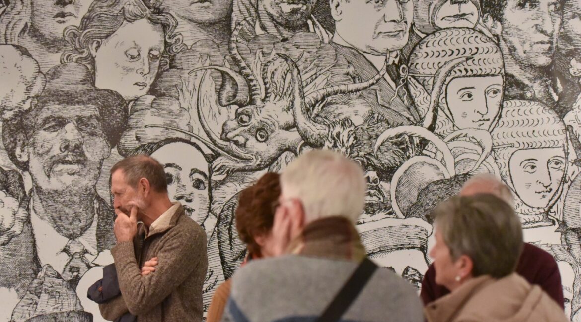 Dos propuestas abiertas al público completan las exposiciones ‘Oscensario’ y ‘Allí donde se vuelve’ en la DPH