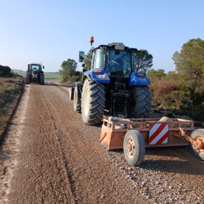 El Ayuntamiento de Fraga inicia los primeros trabajos del año para acondicionar los caminos rurales