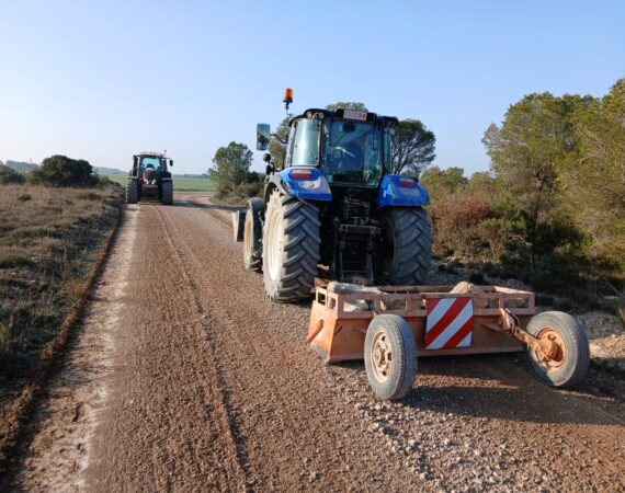 El Ayuntamiento de Fraga inicia los primeros trabajos del año para acondicionar los caminos rurales