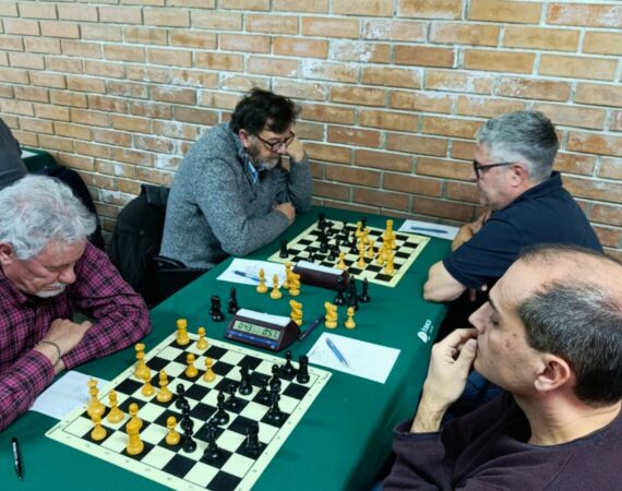 El Club Ajedrez Fraga vive una auténtica jornada de cara y cruz