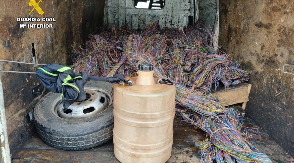 Dos investigados por robo de cobre en Fraga