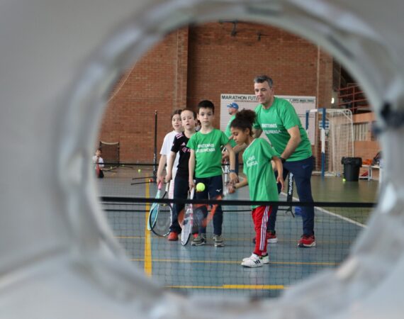 Jornada de Minni Tenis en Mequinenza