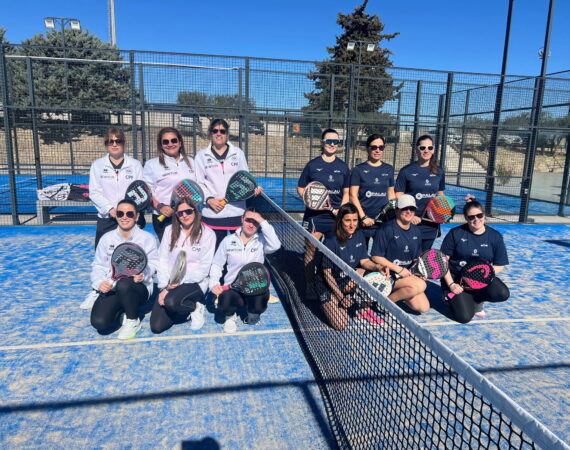 El equipo femenino del Club Pádel Fraga encadena su segunda victoria y sigue al alza