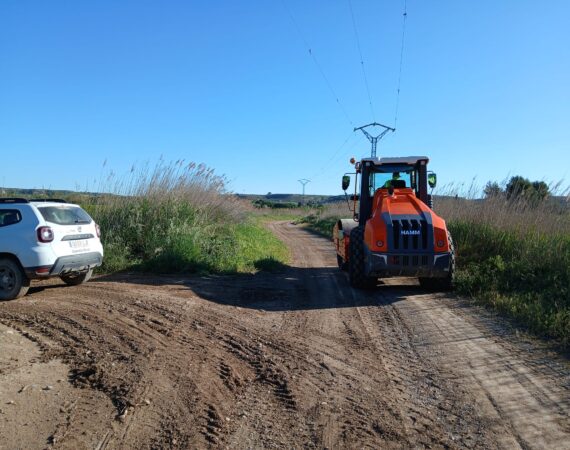 El Ayuntamiento de Fraga busca dar estabilidad al mantenimiento de caminos hasta 2029