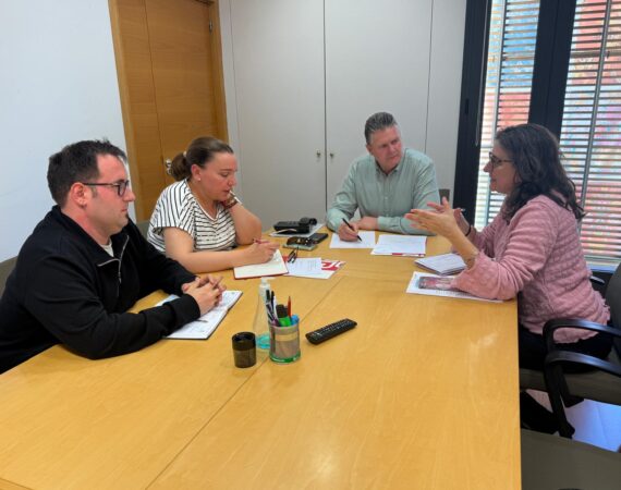 Reunión Alojamientos Clara Campoamor