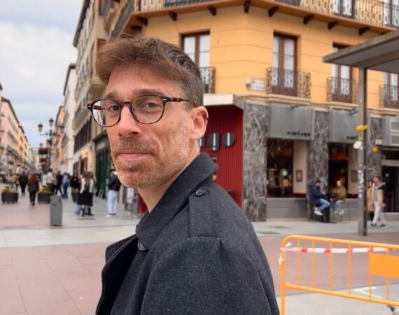 Alfonso Callejero: ¿Pero es del país tu vecino?