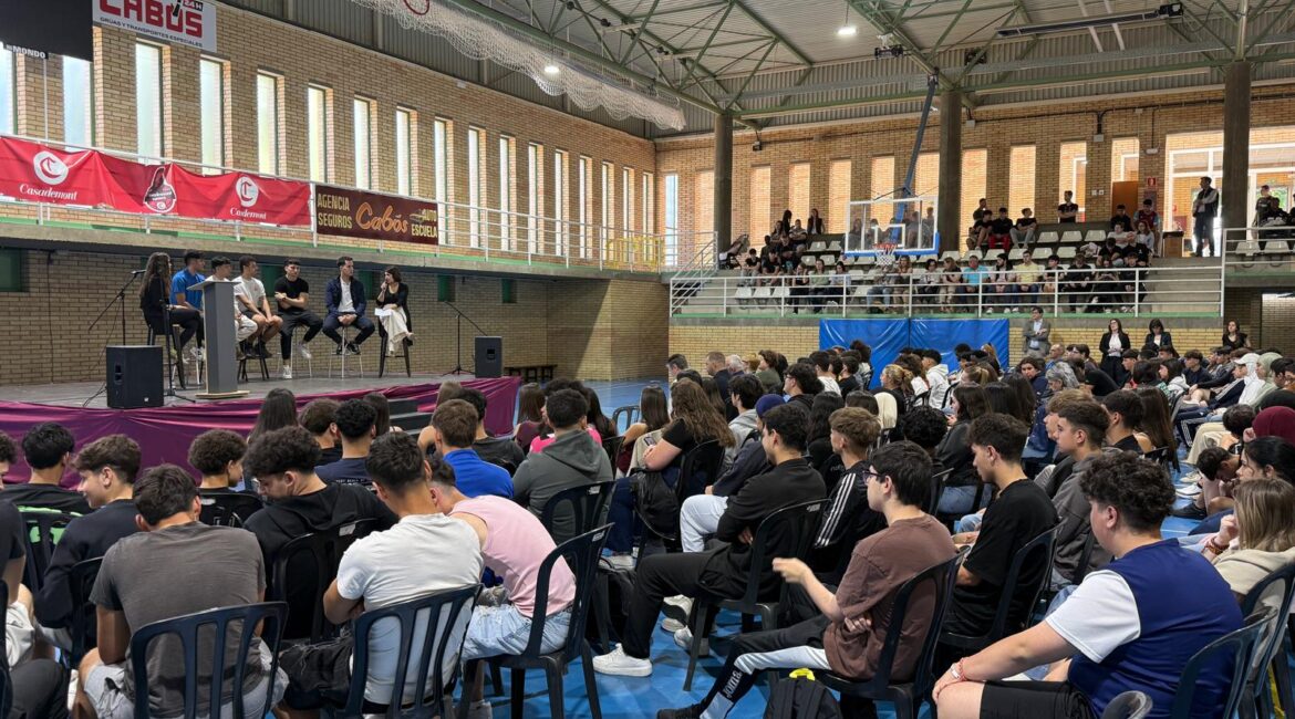 La 2ª edición de Futurízate tiende puentes en Fraga entre estudiantes y empresas gracias a la FP