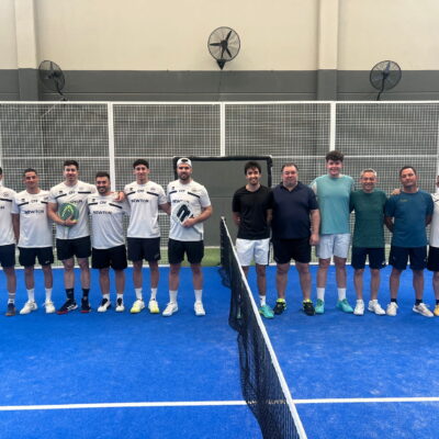 El Club Pádel Fraga mantiene su pulso por el ascenso tras vencer en Jaca