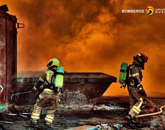 Información de los Bomberos de la DPH sobre el incendio en la planta de residuos de Fraga