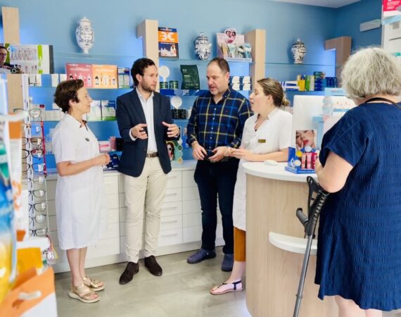 La Diputación de Huesca refuerza su apoyo a las farmacias rurales con 62.000 euros para sostener un servicio esencial en los pueblos