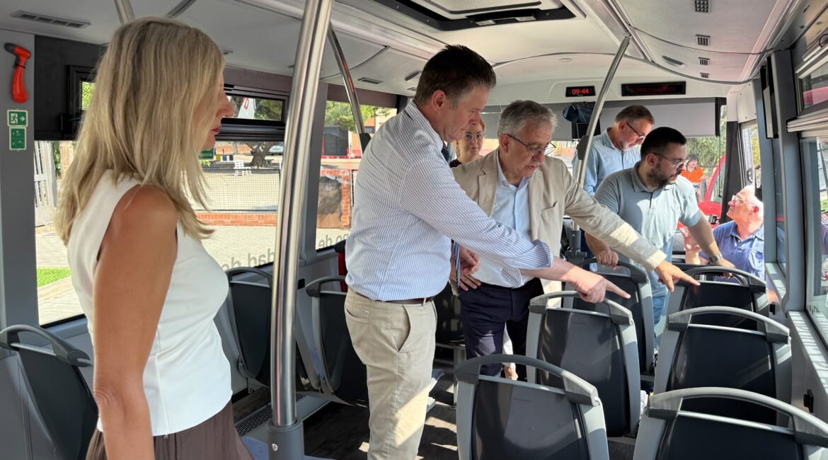 Fraga renueva la flota del transporte urbano con vehículos accesibles y de bajas emisiones