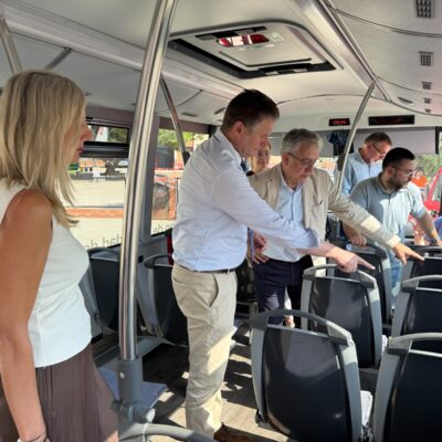 Fraga renueva la flota del transporte urbano con vehículos accesibles y de bajas emisiones