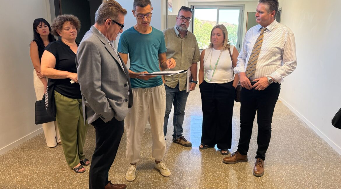 El director general de Planificación, Centros y Formación Profesional de la DGA visita el nuevo San José de Calasanz