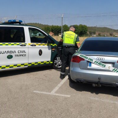 Investigado tras eludir un control de alcoholemia y drogas en Zaidín