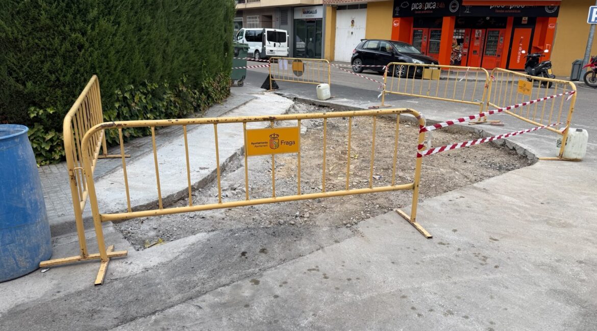 Fraga mejora la accesibilidad en el cruce de Príncipe de Viana y Pío Baroja
