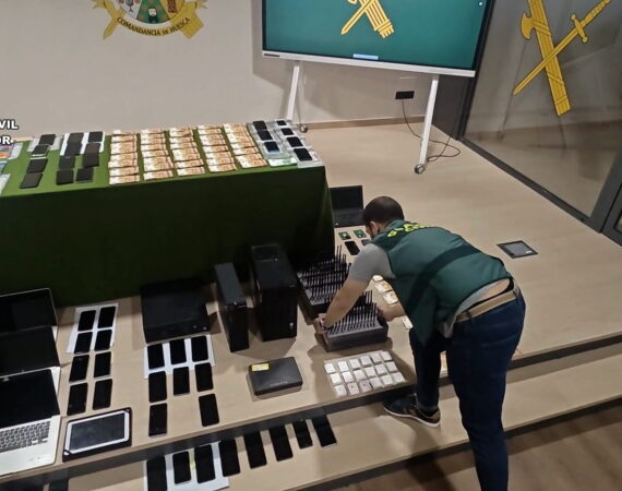 Desmantelada una red de ciberestafadores que defraudó más de un millón de euros a víctimas de Aragón