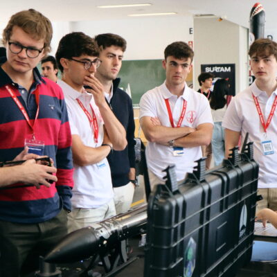 Alcolea de Cinca acoge la primera competición de cohetería universitaria de España