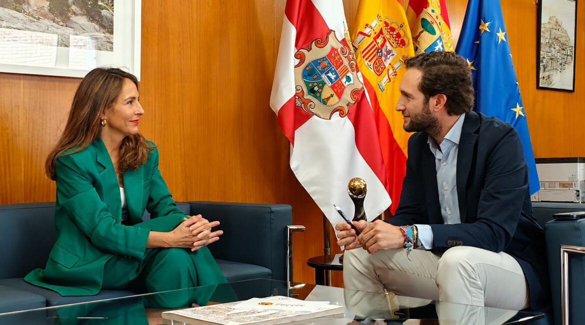 La presidenta de las Cortes de Aragón visita la Diputación de Huesca y aborda la posible llegada de ‘Alma de Aragón’ a la provincia