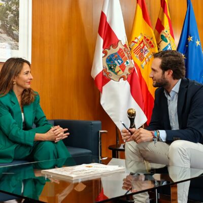 La presidenta de las Cortes de Aragón visita la Diputación de Huesca y aborda la posible llegada de ‘Alma de Aragón’ a la provincia