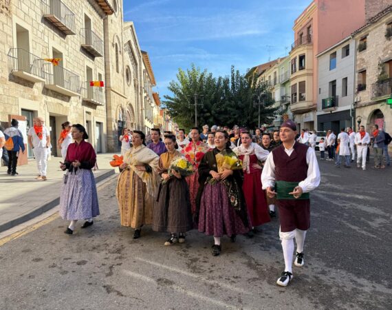 Fraga celebra un multitudinario día grande del Pilar centrado en la devoción a la patrona