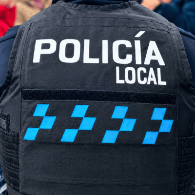 La Policía Local de Fraga identifica a los presuntos autores de los destrozos en la nueva luminaria del Puente Pequeño