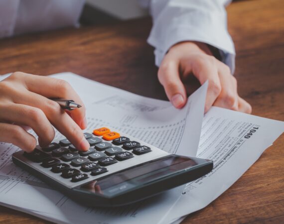 Hacienda aplazará Verifactu hasta octubre de 2028 para hacerlo coincidir con la factura electrónica
