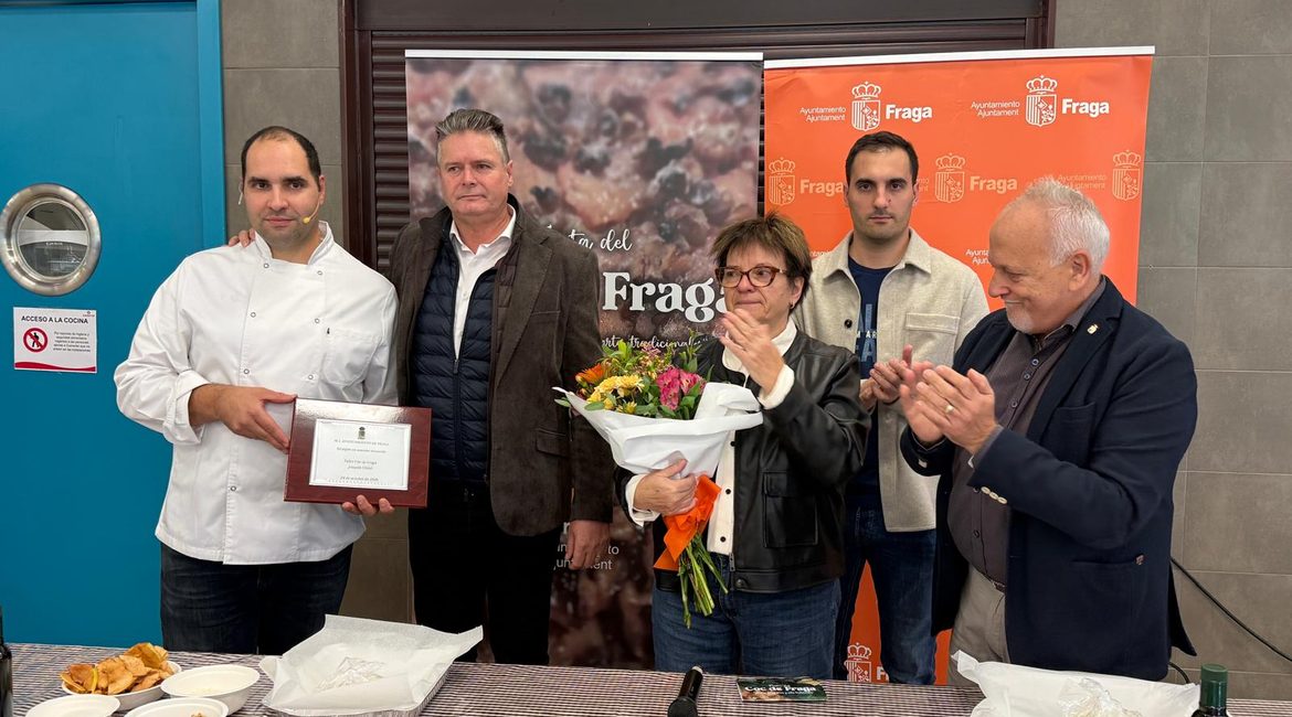 La V Fiesta del Coc de Fraga reparte más de 2.000 porciones de su postre más emblemático
